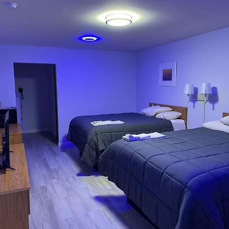 Spruce Pine Pine Valley Motel מראה חיצוני תמונה