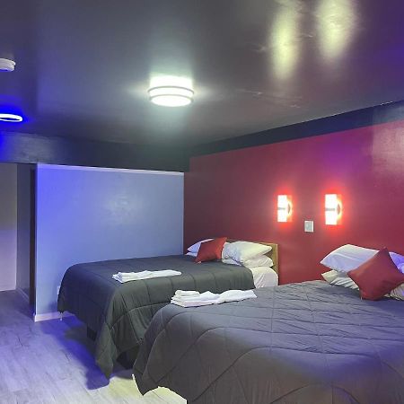 Spruce Pine Pine Valley Motel מראה חיצוני תמונה