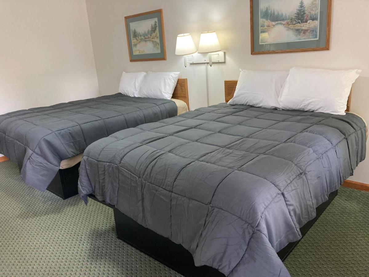 Spruce Pine Pine Valley Motel מראה חיצוני תמונה