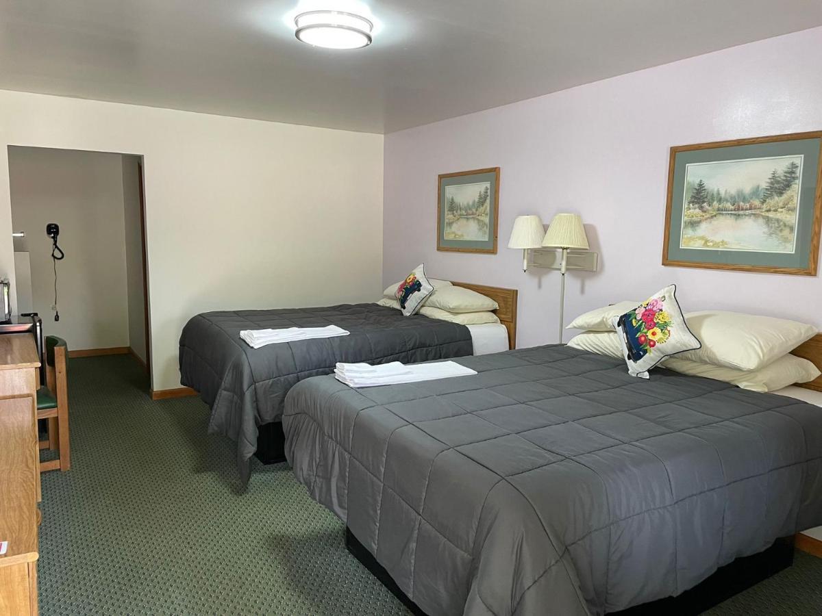 Spruce Pine Pine Valley Motel מראה חיצוני תמונה